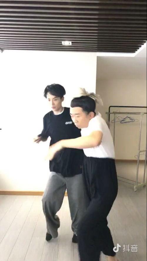 杨迪抖音爆料事件视频完整版,揭秘完整版视频背后的真相与争议